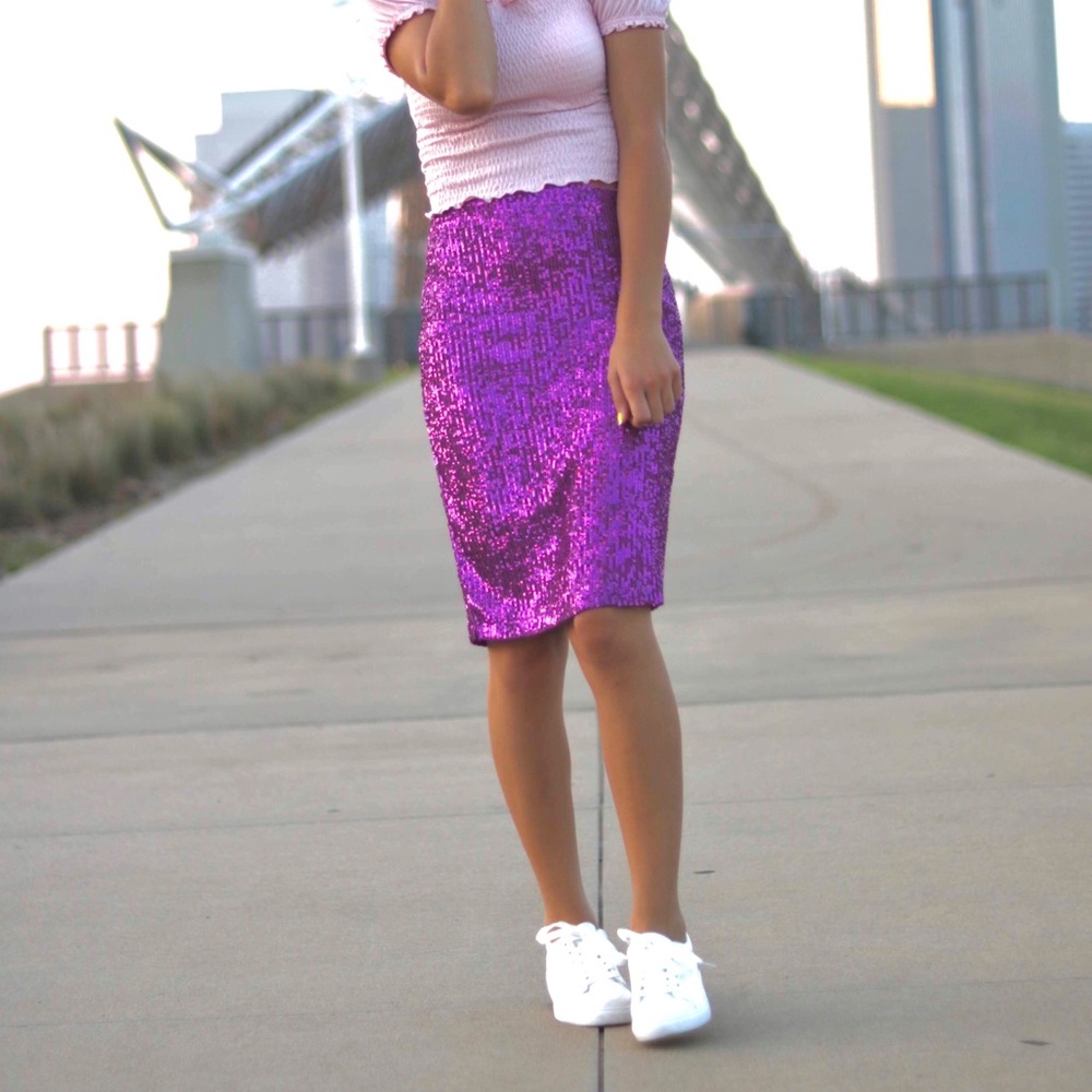 Lulus sequin skirt